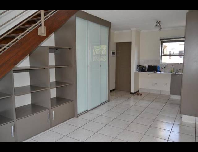 1 BEDROOM PROPERTY TO RENT IN PAULSHOF